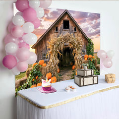 Lofaris Rustikaler Herbsternte-Hintergrund mit Kürbissen und Maisstängeln, Scheunen-Kulisse für Fotoshooting und Erntedankfest