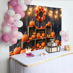 Lofaris Rustikaler Herbsthintergrund mit Kürbissen, Herbstblättern und Lichterkette, Kulisse für Erntedank, Halloween und Fotoshooting