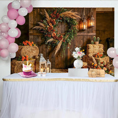 Lofaris Rustikaler Herbst Scheunen-Fotohintergrund mit Blumenkranz und Heuballen, Vintage Landhaus Kulisse für Fotoshootings und Events
