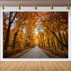Lofaris Goldener Herbstlandschaft Fotohintergrund mit leuchtenden Bäumen und Waldweg, natürliche Fotokulisse für herbstliche Dekoration