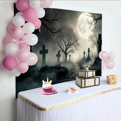 Lofaris Gruseliger Friedhof Halloween-Hintergrund mit Vollmond und Nebel, unheimliche Kulisse für Horrorfotografie und Partydekoration