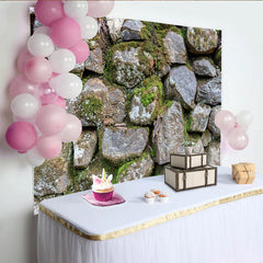 Lofaris Rustikaler Moos-Steinwand Hintergrund für Naturfotografie, natürliche Kulisse für professionelles Fotostudio