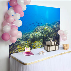 Lofaris Lebendiger Korallenriff Unterwasserlandschaft Hintergrund mit Fischen, blaue Ozean Kulisse für professionelle Fotografie