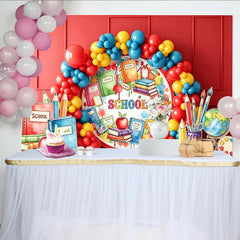 Lofaris Leuchtender Schulanfangshintergrund mit bunten Luftballons und Schulmaterialien, fröhliche Fotowand für Einschulung