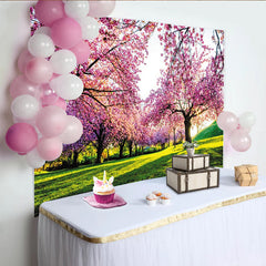 Lofaris Wunderschöner rosa Kirschblüten-Fotohintergrund mit grüner Wiese, idyllische Kulisse für Frühlingsfotoshootings und Porträts