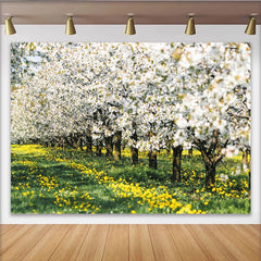 Lofaris Idyllischer Frühlingslandschaft Hintergrund mit weißen Blüten und gelben Blumen, lebendige Fotokulisse für Naturfotografie