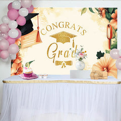 Lofaris Goldener Abschlussfeier-Hintergrund mit Congrats Grad Schriftzug, elegante Fotowand für festliche Graduierungsfeiern