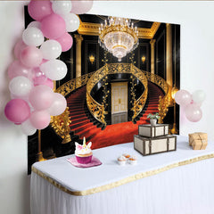 Lofaris Eleganter Schwarz-Gold Treppenhaus-Kulisse mit rotem Teppich, prunkvolle Fotowand für professionelle Fotoshootings
