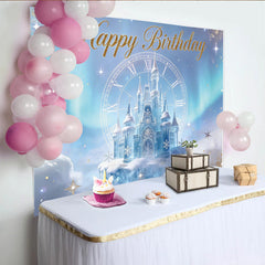Lofaris Goldener Happy Birthday Eispalast-Geburtstagshintergrund mit Uhr und Schneeflocken, magische Winterwunderland-Kulisse für Mädchen