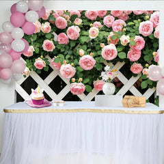 Lofaris Zarter rosa Rosen-Spalier-Hintergrund mit weißem Gitter, romantische Fotowand für Frühlings- und Gartenfotografie