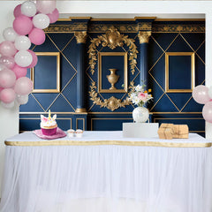 Lofaris Dunkelblauer Fine-Art Fotohintergrund mit goldenen Säulen und Ornamenten, elegante Kulisse für luxuriöse Porträtfotografie im Studio
