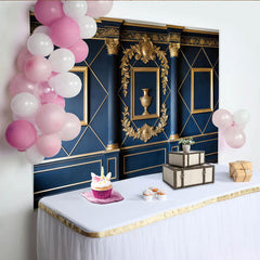 Lofaris Dunkelblauer Fine-Art Fotohintergrund mit goldenen Säulen und Ornamenten, elegante Kulisse für luxuriöse Porträtfotografie im Studio