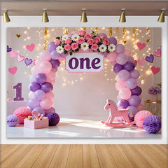 Lila Rosa Ballon Erster Geburtstag Cake Smash Hintergrund Blumen EINS Schaukelpferd