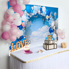 Lofaris Heißluftballon Thema Cake Smash Hintergrund LOVE Schild Blauer Himmel