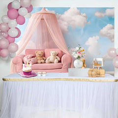 Lofaris Pinkes Baldachin Sofa Teddybär Cake Smash Hintergrund Blauer Himmel Wolken Mädchen