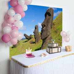 Lofaris Osterinsel Moai Statuen Grasiger Hügel Hintergrund Antike Relikte Natur Landschaft